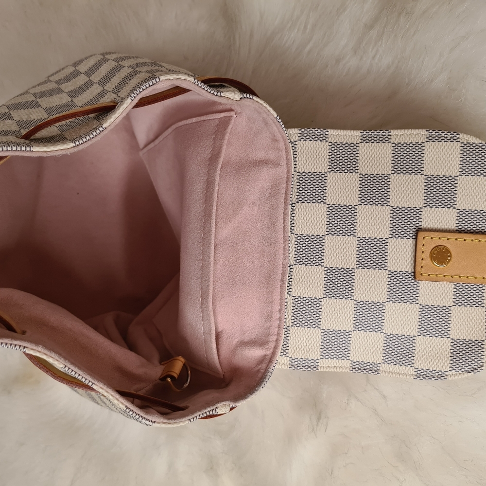 LV monogram Backpack - Picture 9 of 9